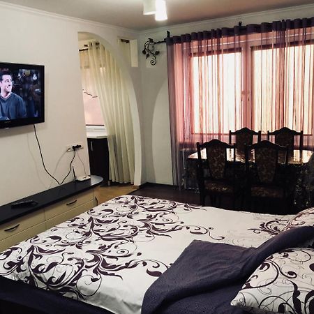 Apartment Rovno Rivne Eksteriør bilde