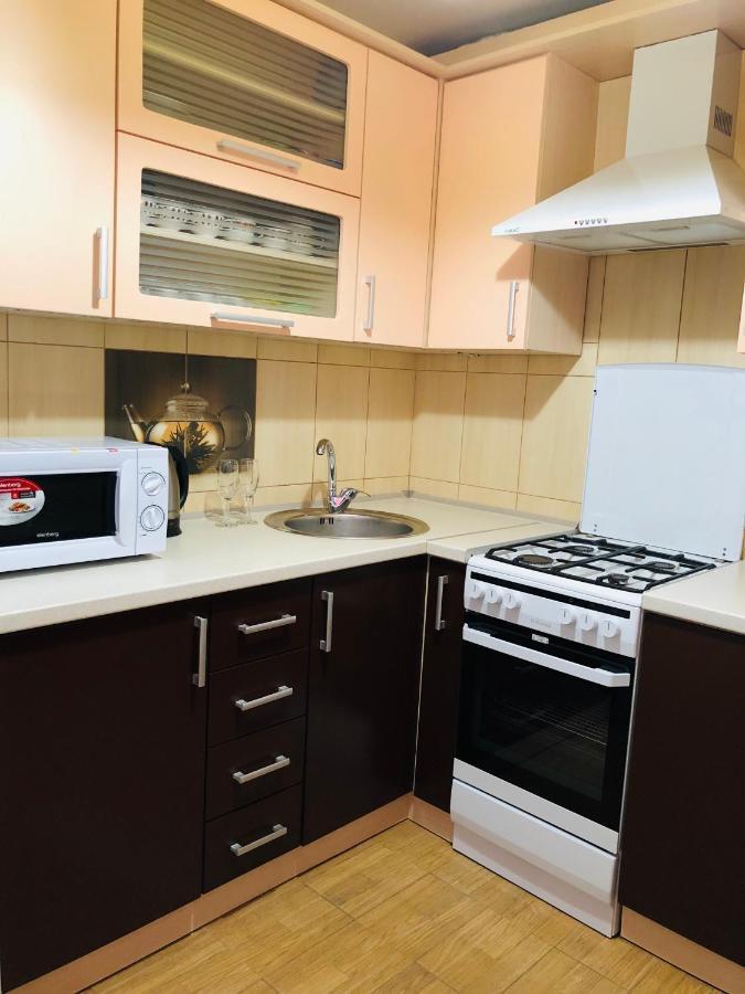 Apartment Rovno Rivne Eksteriør bilde